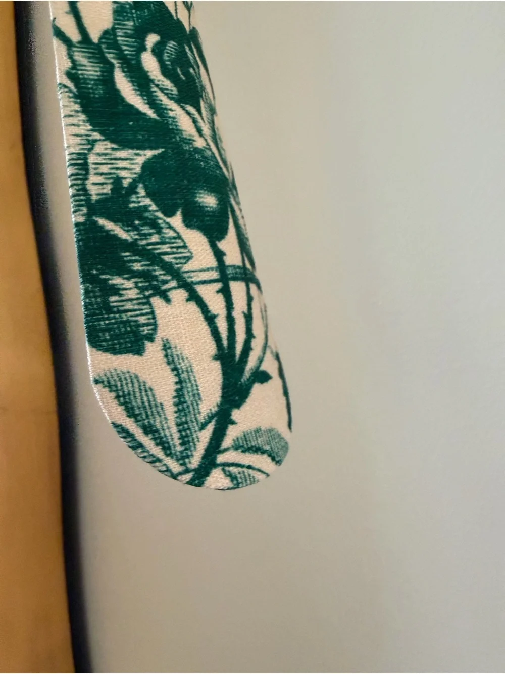 Green Floral Shoe Horn